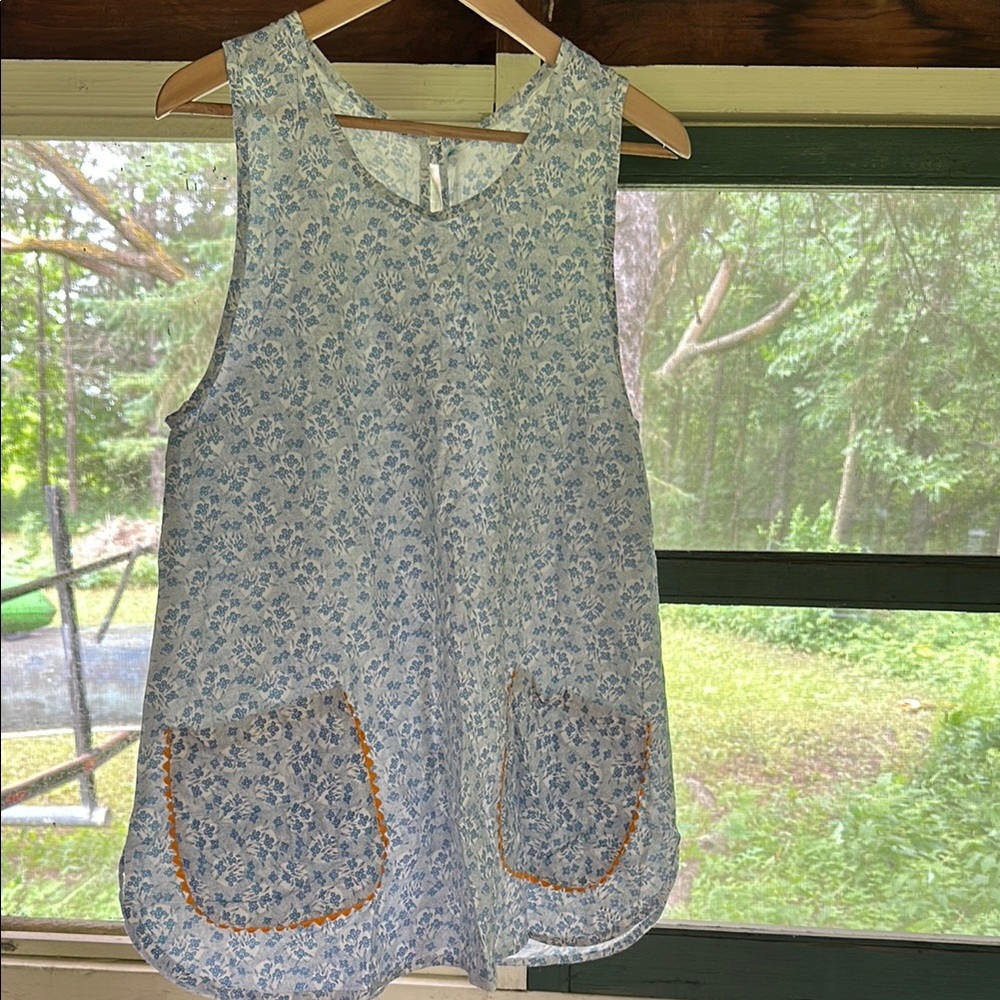 Vintage Pinafore Apron Floral Sleeveless Top with Pockets M/L